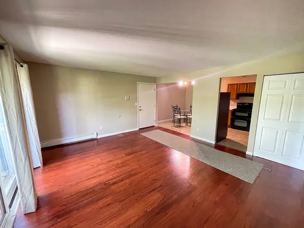 $159,000 | 19360 Wolf Road, Unit 8, Mokena, IL 60448