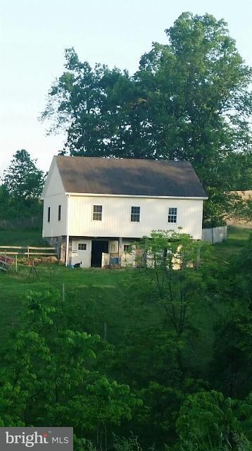 555 Old Line Road Manheim, PA 17545 - Photo 3 of 20