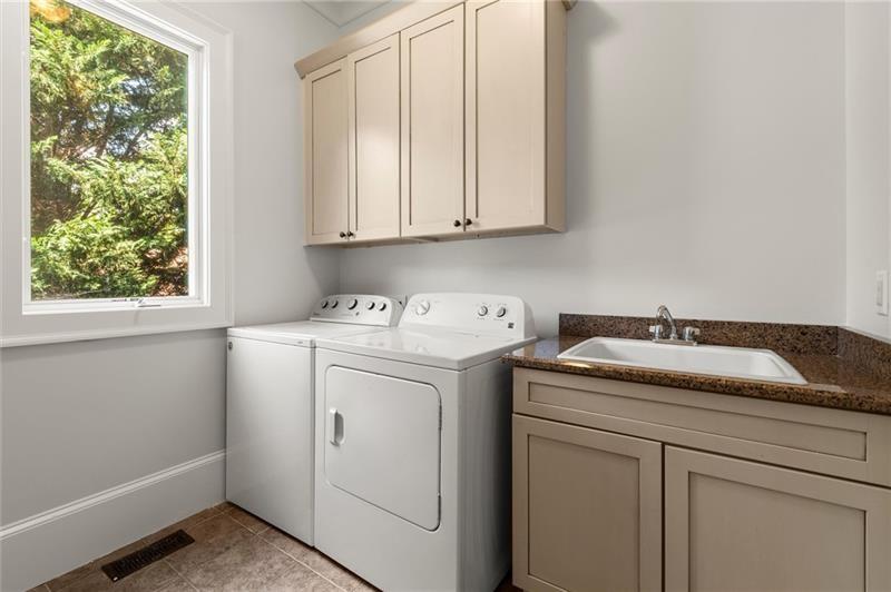 4290 Bobbins Way Cumming, GA 30041 - Photo 47 of 133