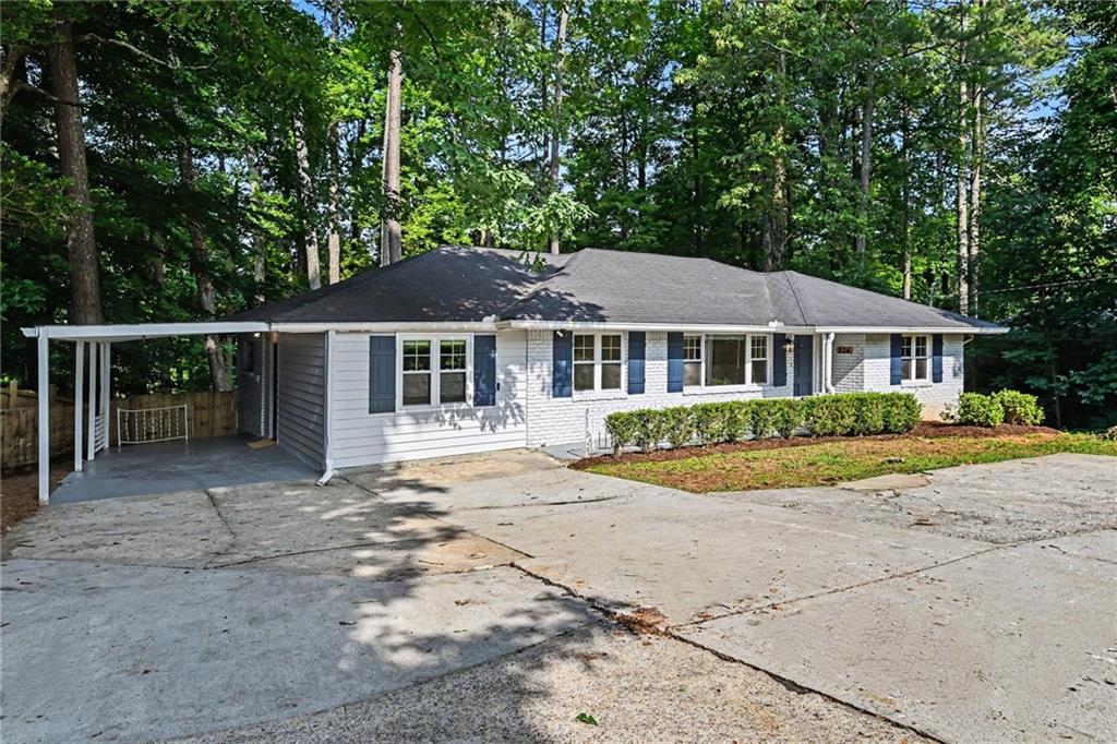 924 Valley Brook Road Decatur, GA 30033 - Photo 3 of 30