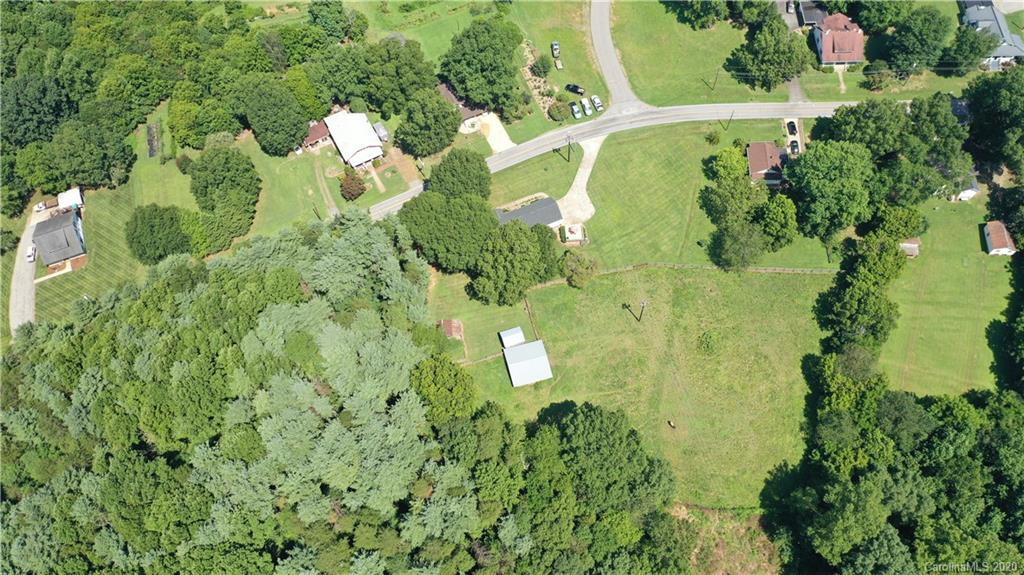 185 Hunter Bridge Road Stony Point, NC 28678 - Photo 40 of 47 an aerial view of a houses with yard