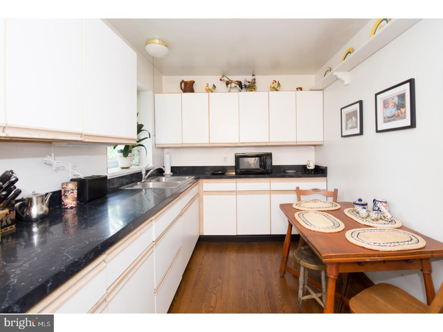 8925 Springview Road Philadelphia, PA 19115 - Photo 11 of 25