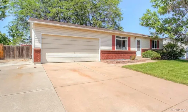 $325,000 | 3513 East 117th Place, Thornton, CO 80233