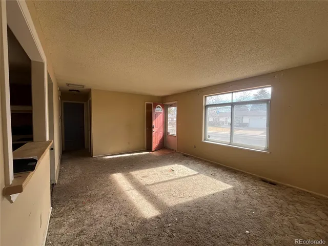 $325,000 | 3513 East 117th Place, Thornton, CO 80233