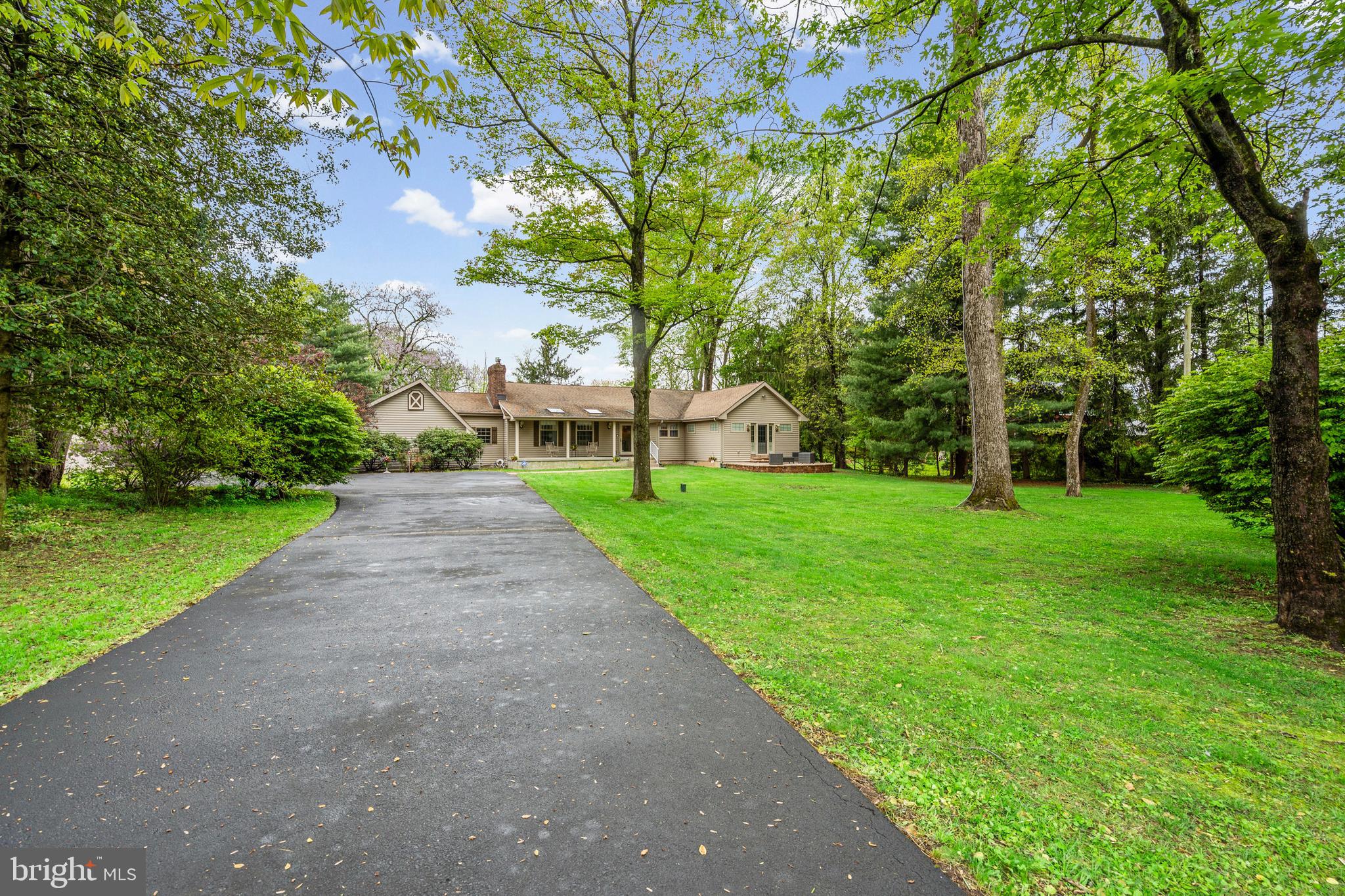 612 Double Woods Road Langhorne, PA 19047 - Photo 5 of 52