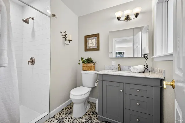 $1,689,000 | 635 Goodwin Avenue, Penngrove, CA 94951