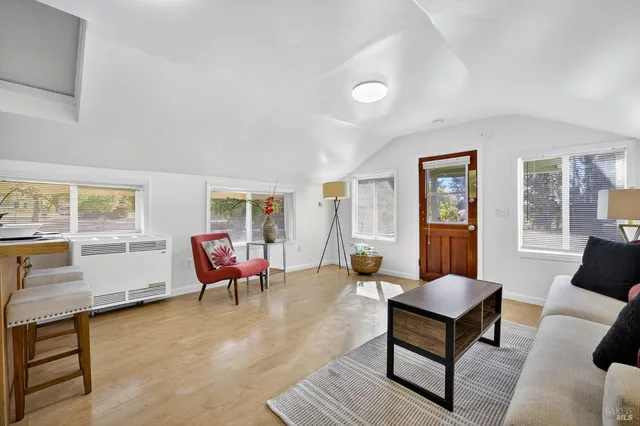 $1,689,000 | 635 Goodwin Avenue, Penngrove, CA 94951