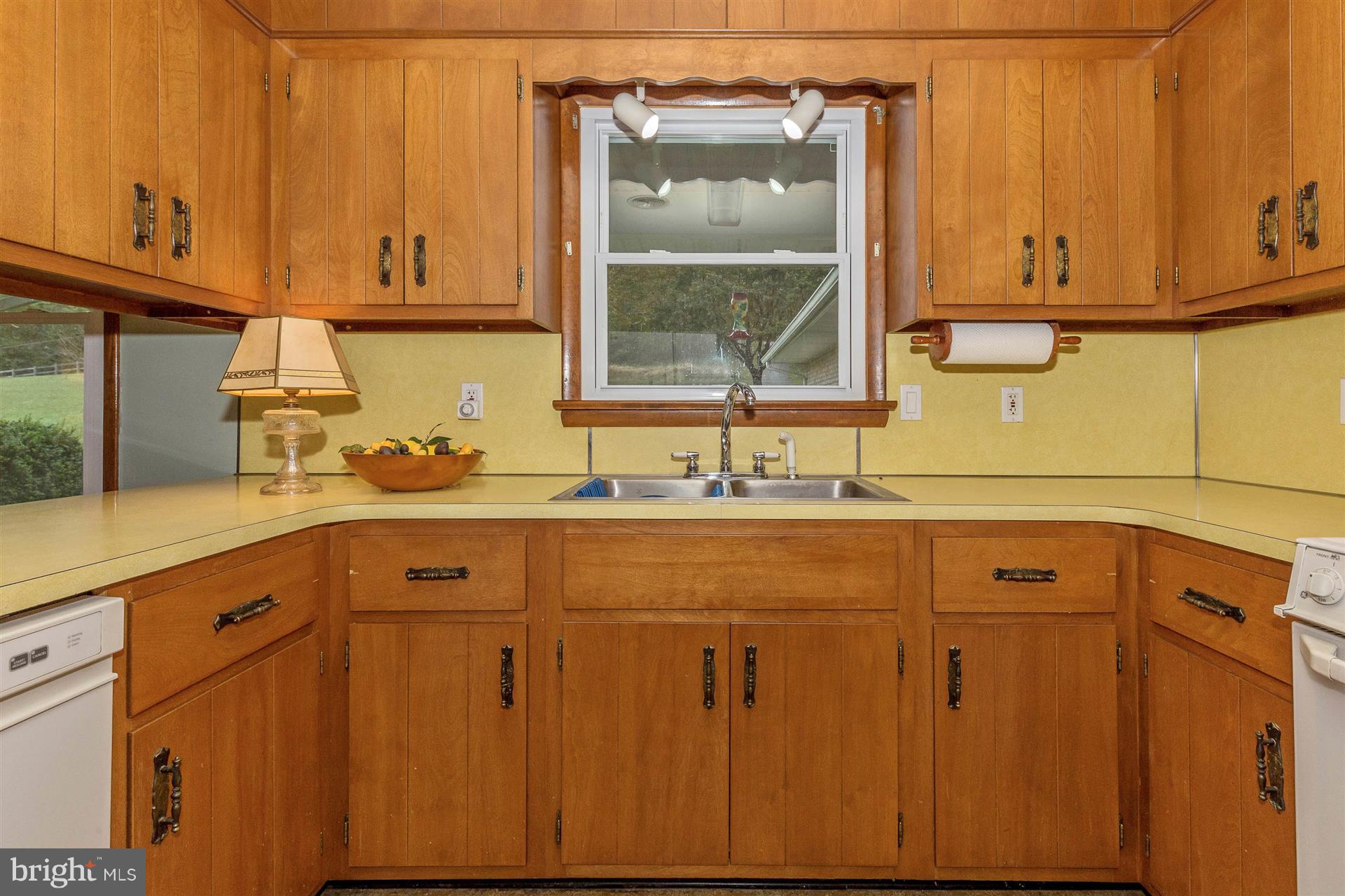 2113 Reed Road Knoxville, MD 21758 - Photo 11 of 25 Room for the Family Cook