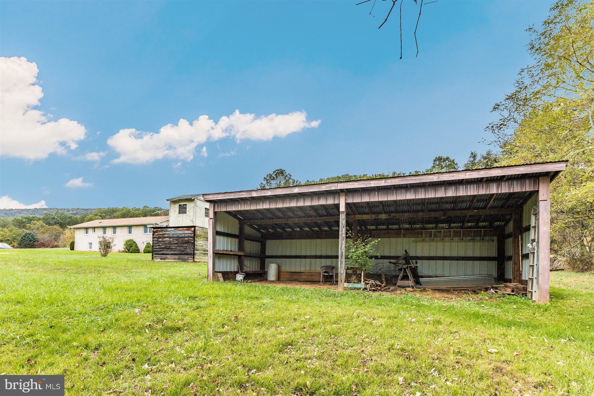 2113 Reed Road Knoxville, MD 21758 - Photo 22 of 25 Machinery Shed