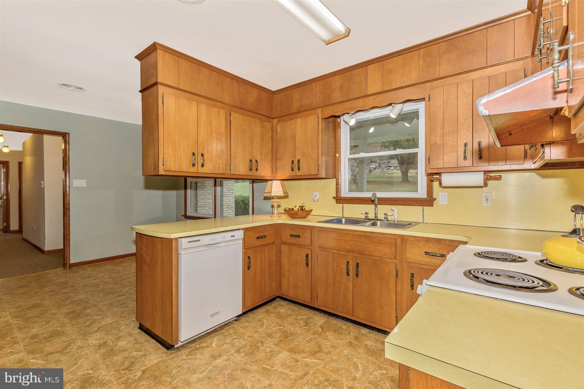 2113 Reed Road Knoxville, MD 21758 - Photo 10 of 25 Ample Storage Space in the Kitchen