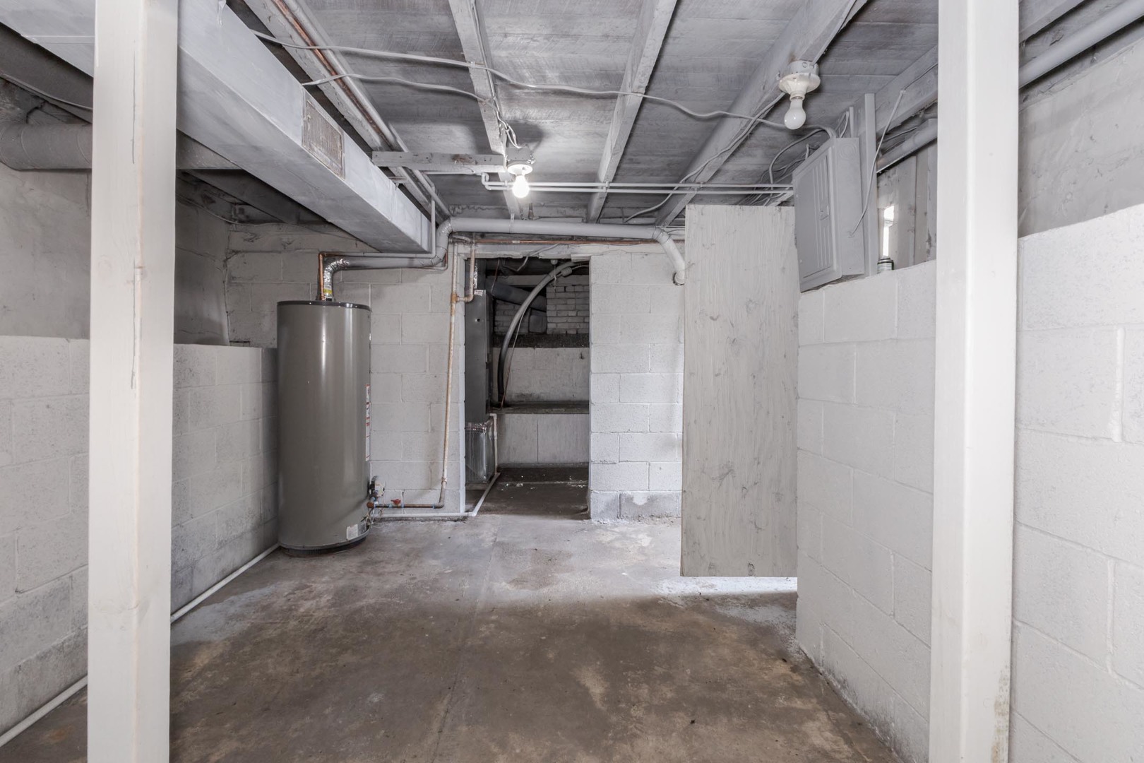 306 East Martin Street Forrest, IL 61741 - Photo 27 of 32 a view of hallway