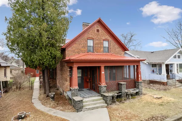 $134,000 | 813 8th Avenue, Menominee, MI 49858