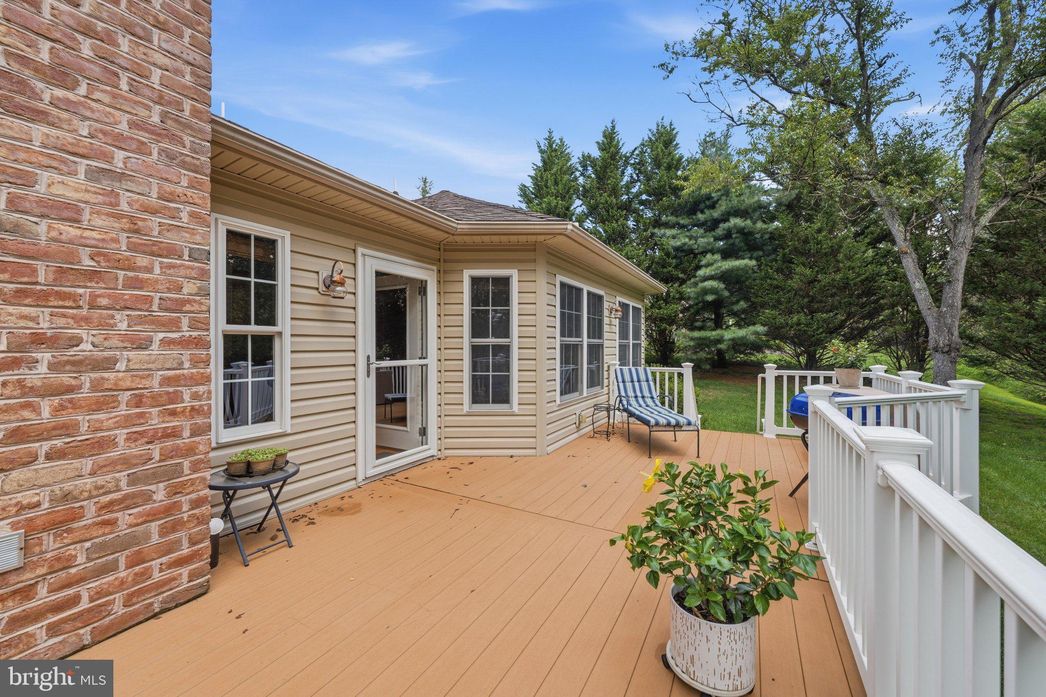 14921 Harrisville Road Mount Airy, MD 21771 - Photo 38 of 63 Deck