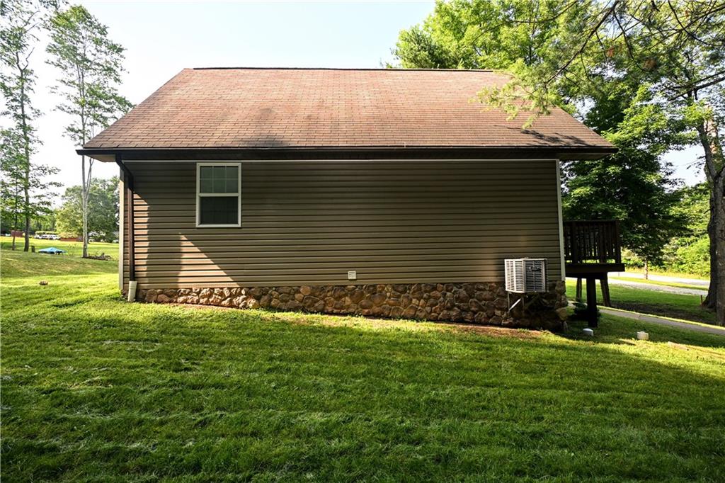3142 Hills Church Road Export, PA 15632 - Photo 2 of 36