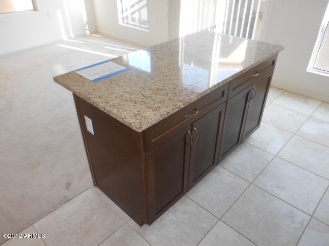 1920 East Bell Road, Unit 1115 Phoenix, AZ 85022 - Photo 12 of 33 023-284055 kitchen island
