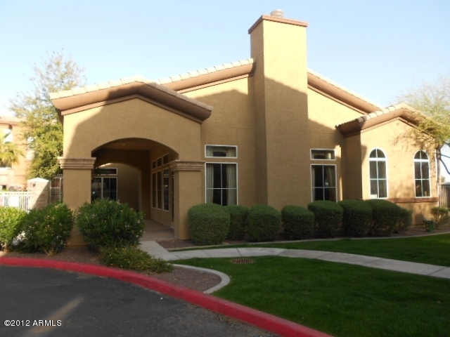 1920 East Bell Road, Unit 1115 Phoenix, AZ 85022 - Photo 28 of 33 023-284055 club house 2