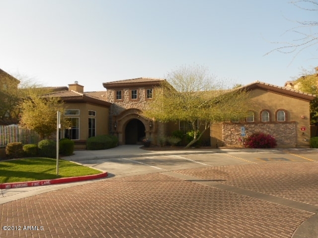 1920 East Bell Road, Unit 1115 Phoenix, AZ 85022 - Photo 29 of 33 023-284055 club house