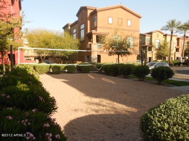 1920 East Bell Road, Unit 1115 Phoenix, AZ 85022 - Photo 33 of 33 023-284055 community volley ball court