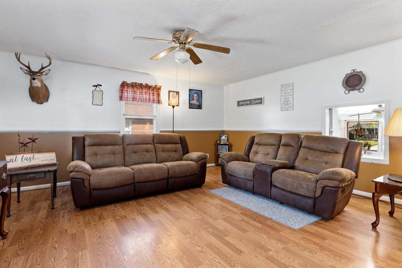 1934 Park Road Waynesboro, VA 22980 - Photo 12 of 38 Gallery Image 12