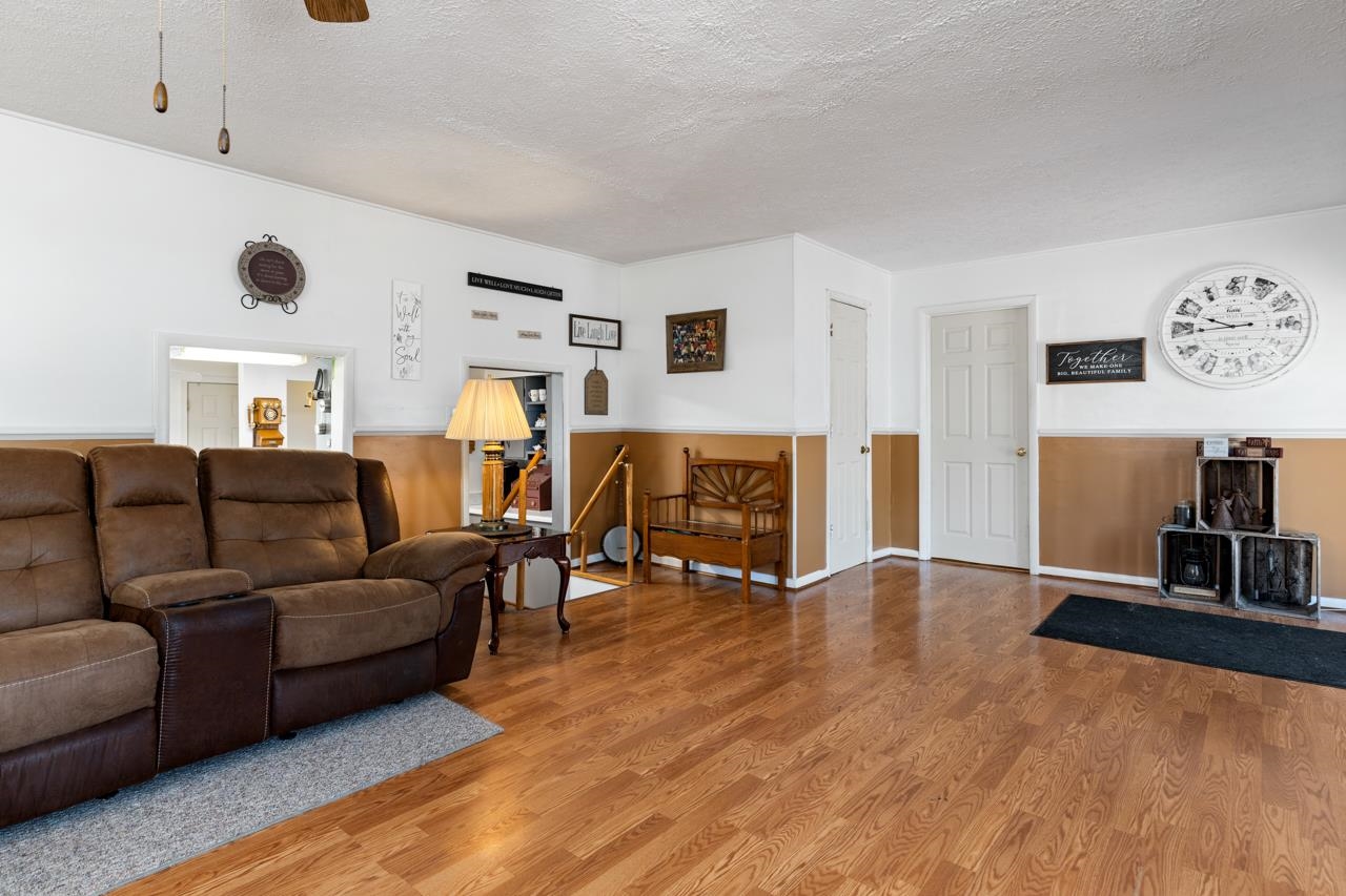 1934 Park Road Waynesboro, VA 22980 - Photo 14 of 38 Gallery Image 14