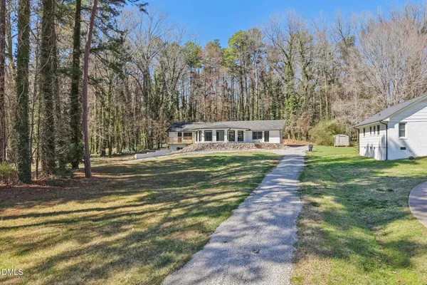 $425,000 | 731 Lakeview Drive, Henderson, NC 27536