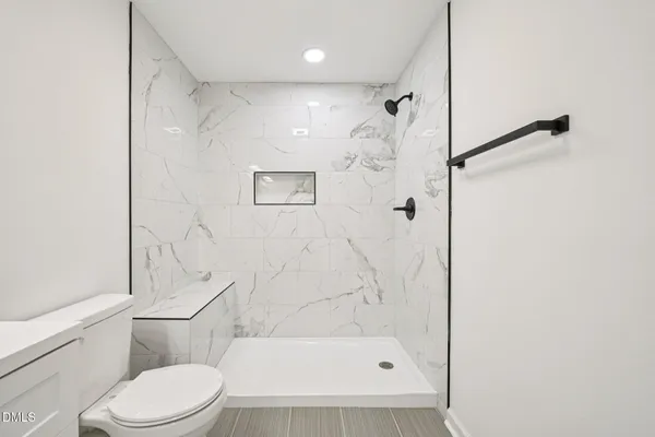 $425,000 | 731 Lakeview Drive, Henderson, NC 27536