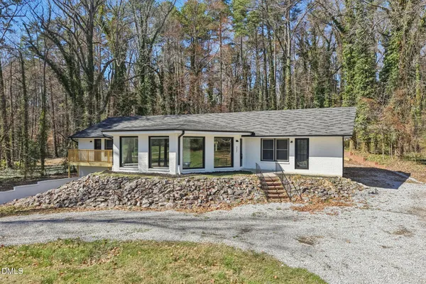 $425,000 | 731 Lakeview Drive, Henderson, NC 27536