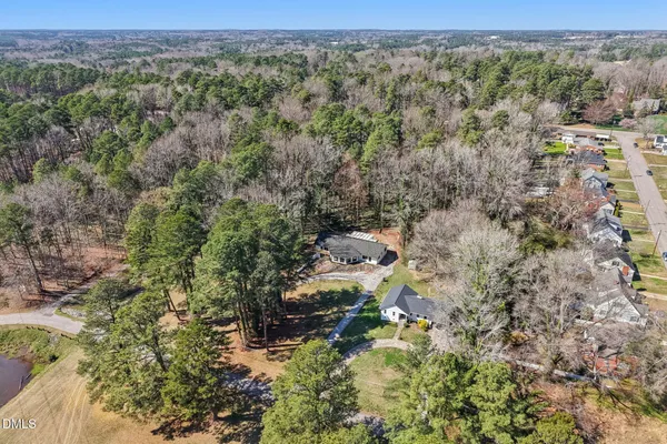 $425,000 | 731 Lakeview Drive, Henderson, NC 27536