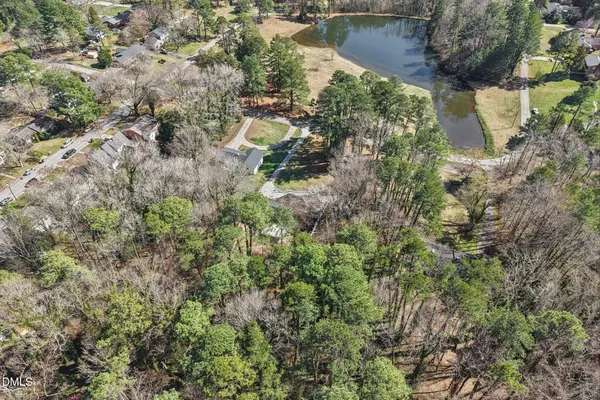 $425,000 | 731 Lakeview Drive, Henderson, NC 27536