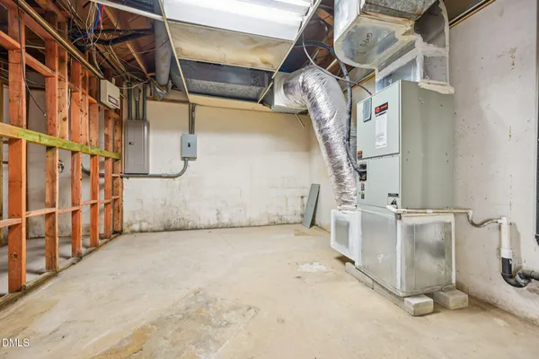 $425,000 | 731 Lakeview Drive, Henderson, NC 27536