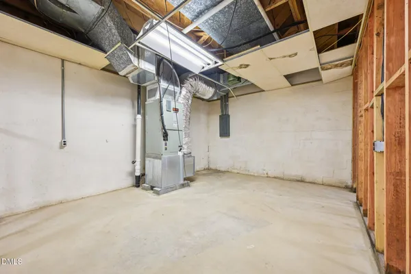 $425,000 | 731 Lakeview Drive, Henderson, NC 27536