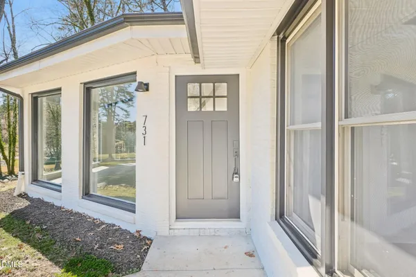 $425,000 | 731 Lakeview Drive, Henderson, NC 27536