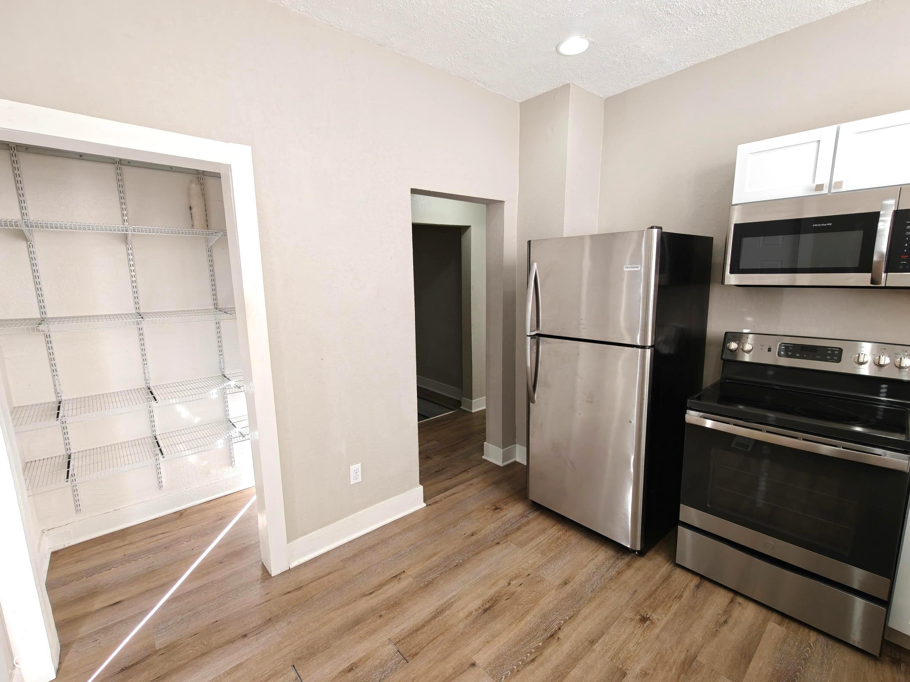 332 South Walcott Street Indianapolis, IN 46201 - Photo 14 of 19