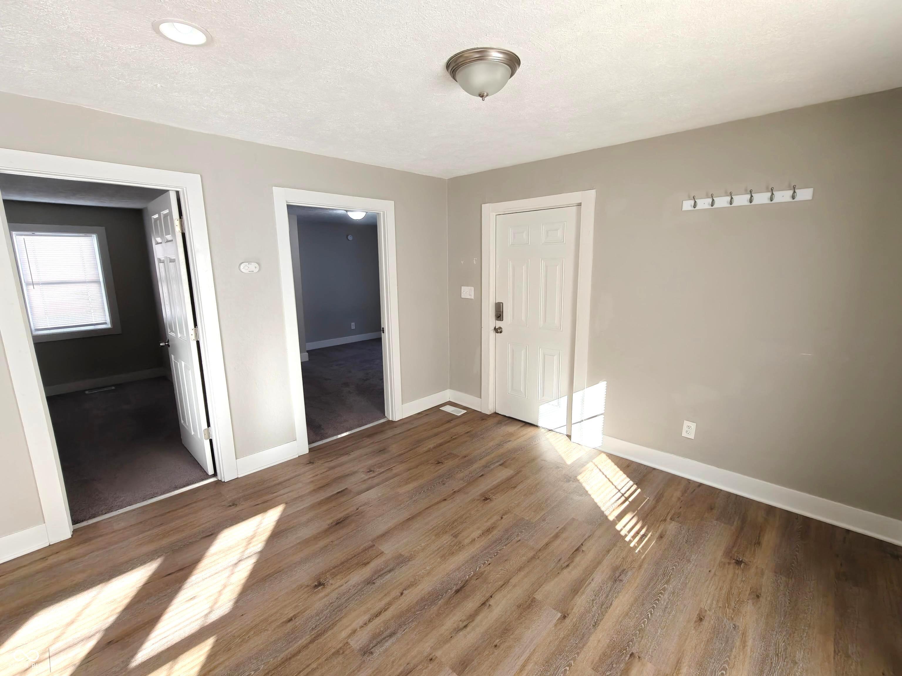 332 South Walcott Street Indianapolis, IN 46201 - Photo 5 of 19