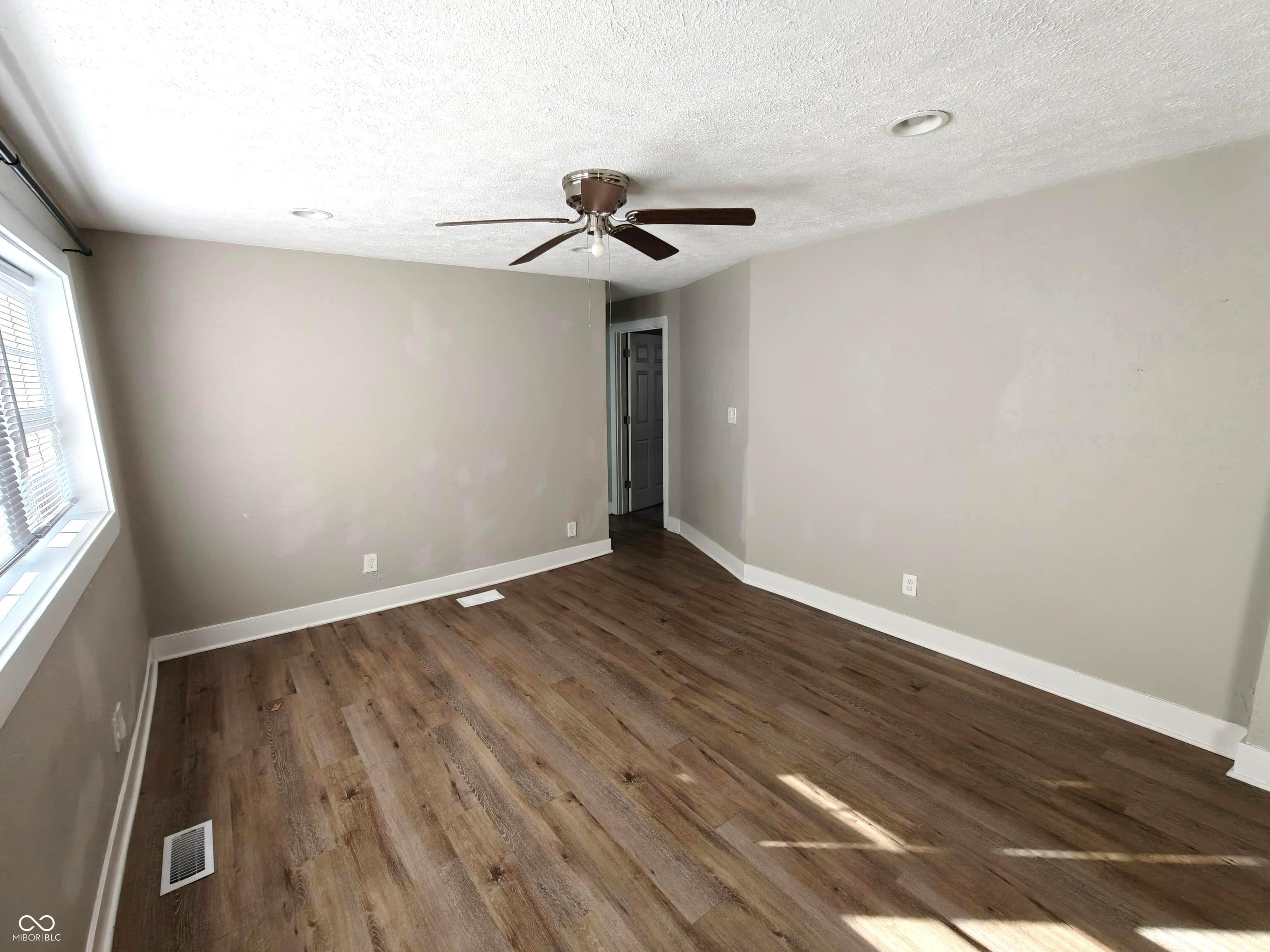 332 South Walcott Street Indianapolis, IN 46201 - Photo 6 of 19