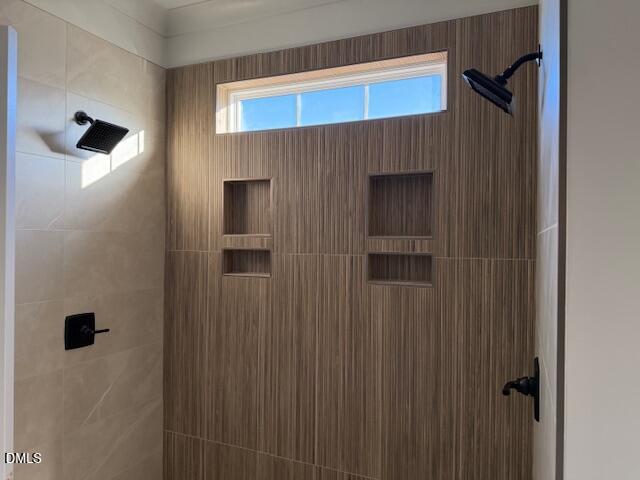 11214 Old Beulah Road Kenly, NC 27542 - Photo 4 of 21 a bathroom with a shower and a window