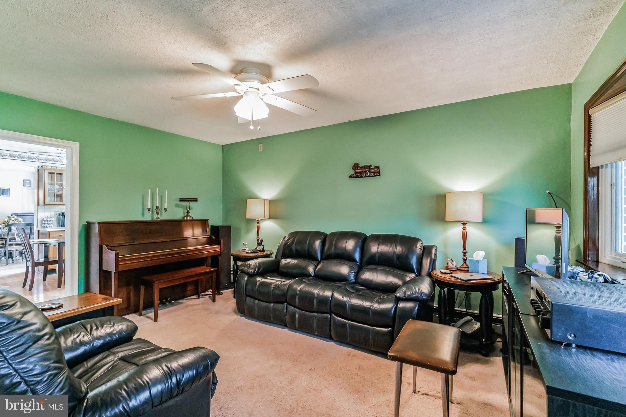 19 Rorer Avenue Hatboro, PA 19040 - Photo 3 of 40 Gallery Image 3