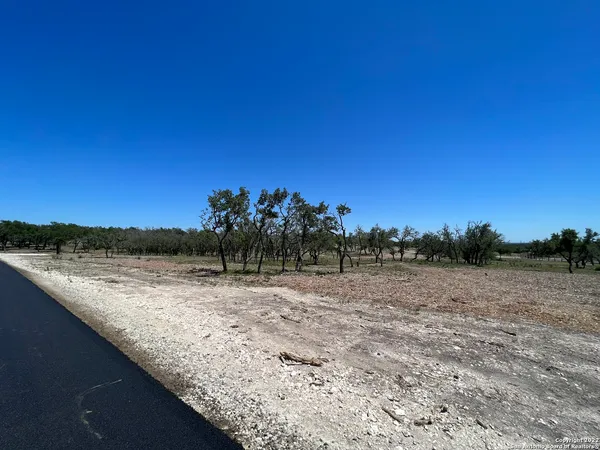 $139,900 | 124 Brooklyn Drive Northwest, Mountain Home, TX 78058