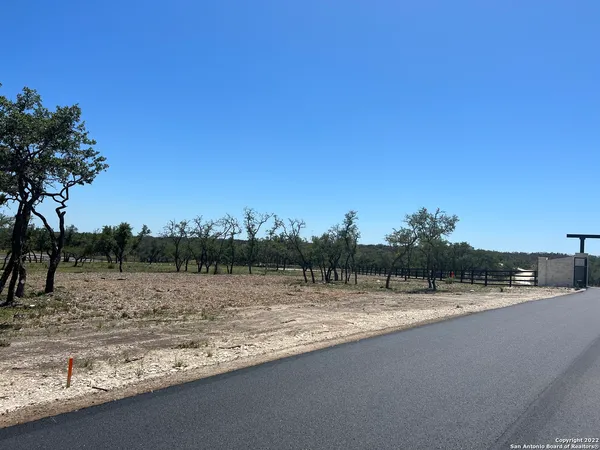 $139,900 | 124 Brooklyn Drive Northwest, Mountain Home, TX 78058
