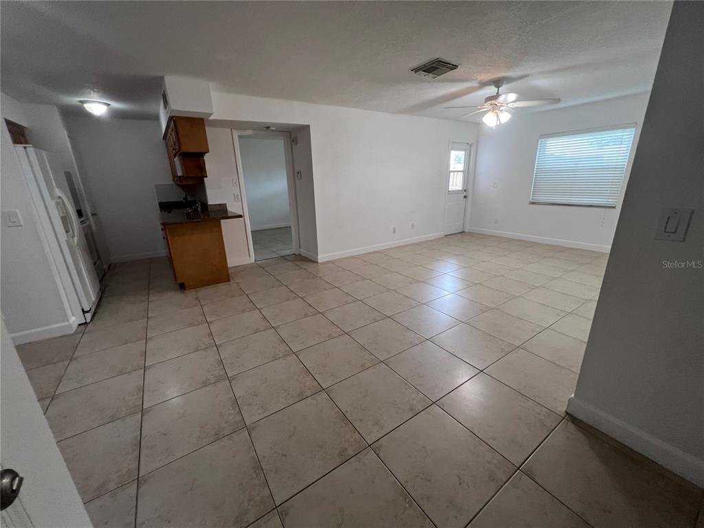 226 Thorntree Place, Unit 226 Brandon, FL 33510 - Photo 5 of 16