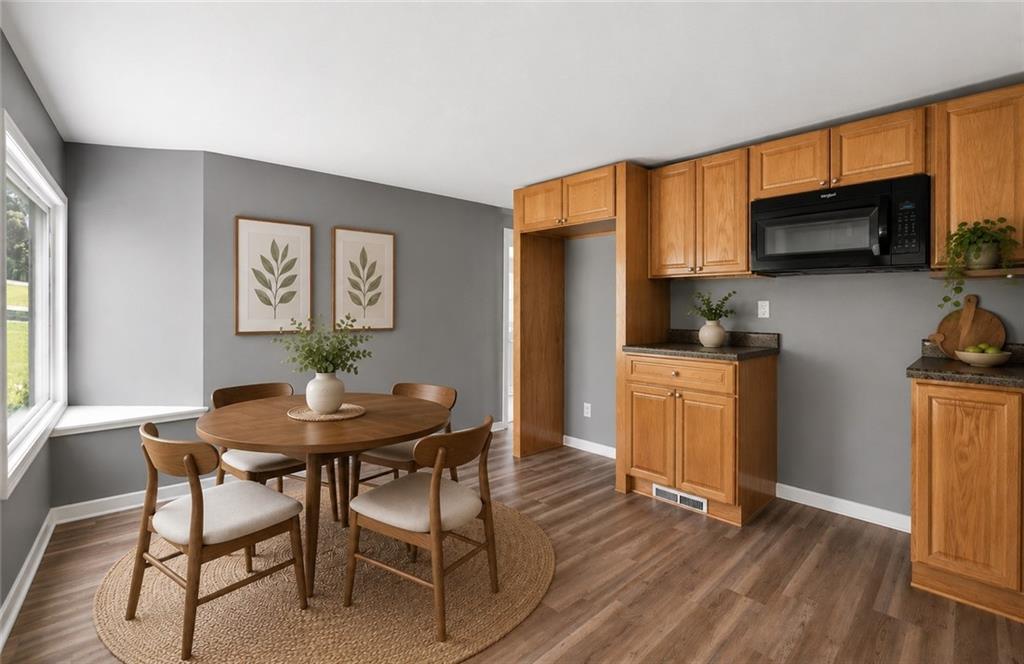 690 Brownstown Road Irwin, PA 15642 - Photo 8 of 24 Eat-In Kitchen *virtually staged*