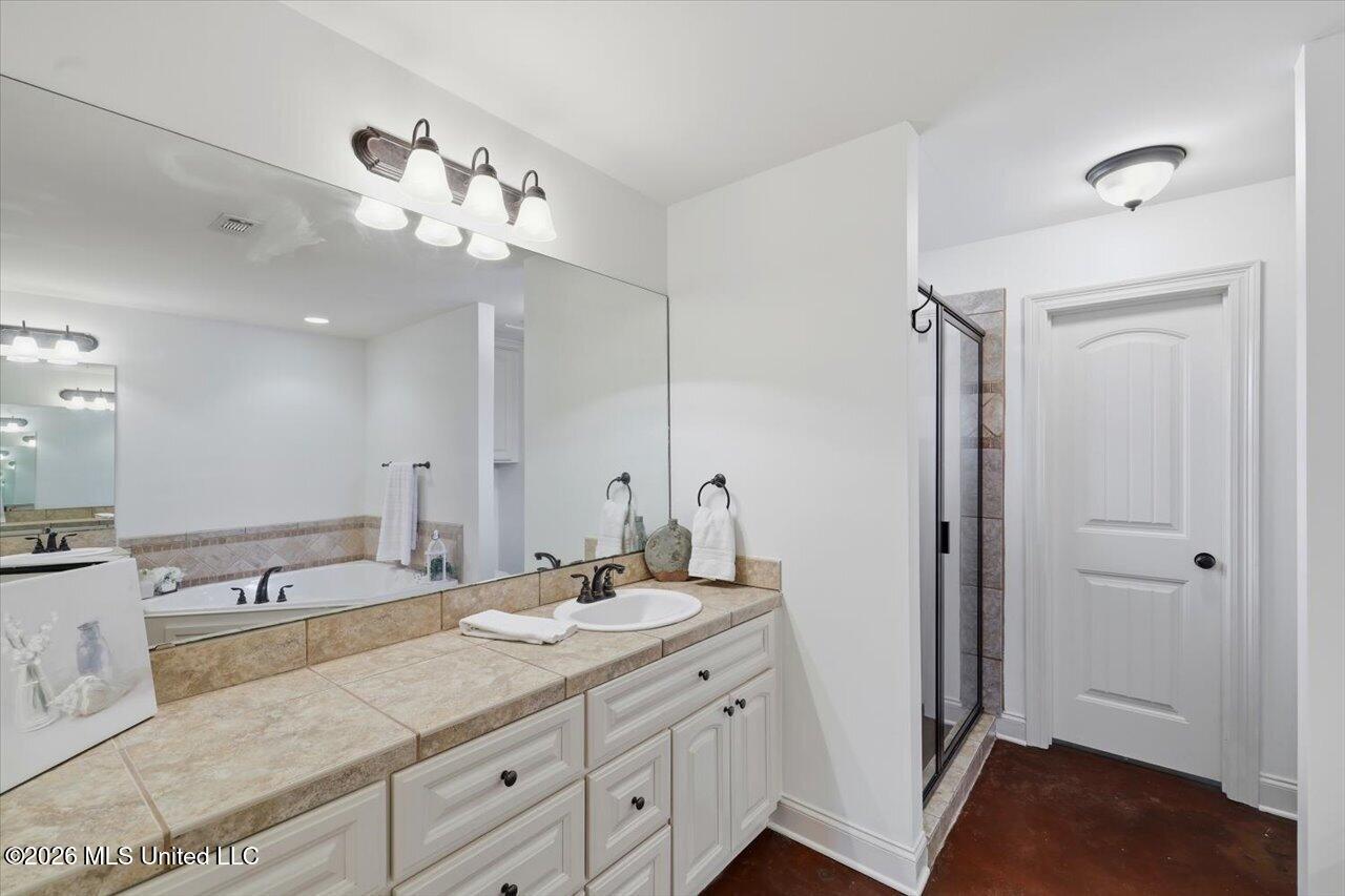 144 Britton Circle Flowood, MS 39232 - Photo 22 of 34 22-144 Britton Cir _ Home Tours MS