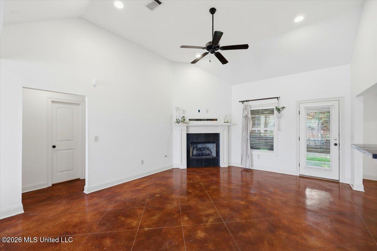 144 Britton Circle Flowood, MS 39232 - Photo 6 of 34 06-144 Britton Cir _ Home Tours MS