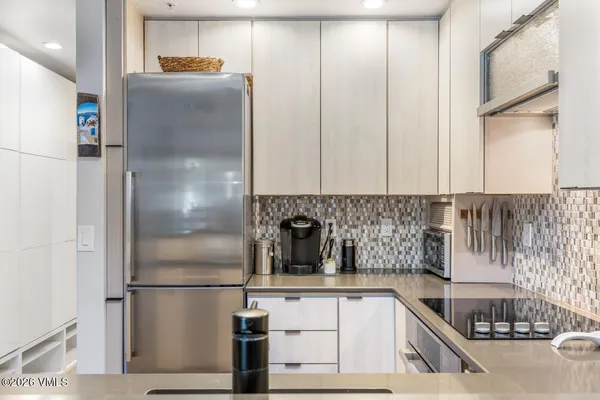 $594,000 | 1552 Matterhorn Circle, Unit 9, Vail, CO 81657