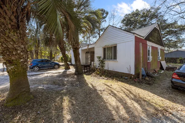 $280,000 | 5735 Pilgrim Avenue, Hanahan, SC 29410