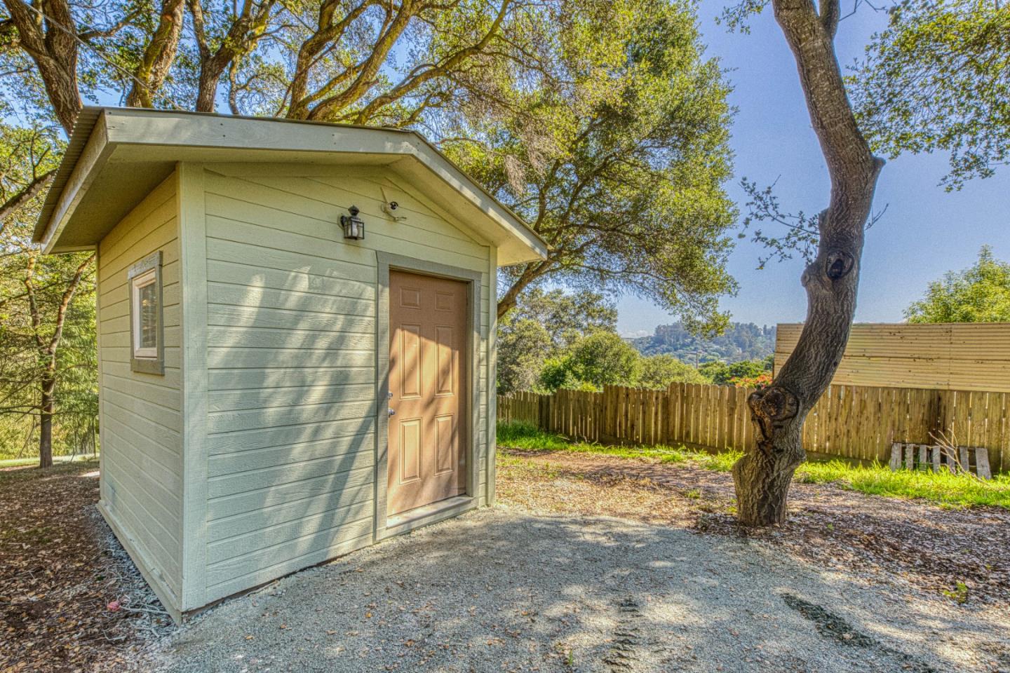415 Carpenteria Road Aromas, CA 95004 - Photo 21 of 34