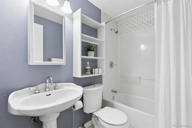 $650,000 | 7513 East Costilla Boulevard, Centennial, CO 80112