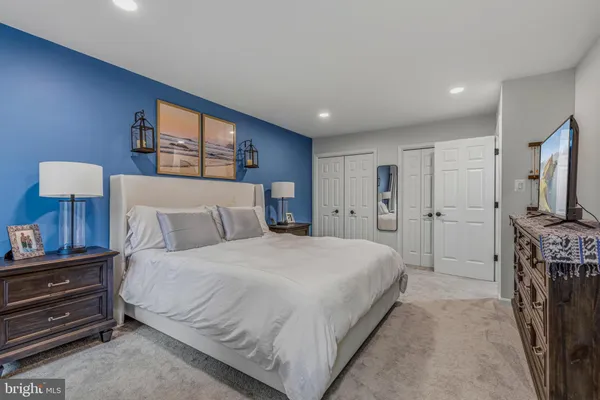 $740,000 | 12541 North Lake Court, Fairfax, VA 22033