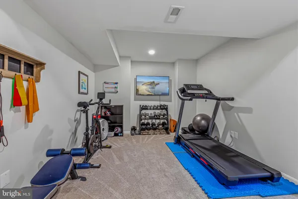 $740,000 | 12541 North Lake Court, Fairfax, VA 22033