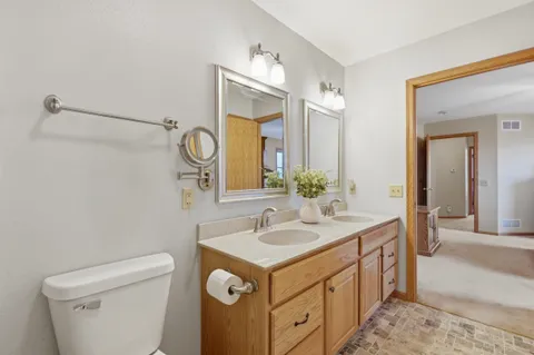 $495,000 | 1609 Oakridge Way, Stoughton, WI 53589